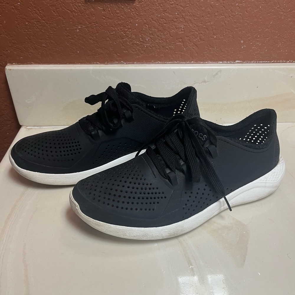 Crocs Women's LiteRide Sneakers Size 8